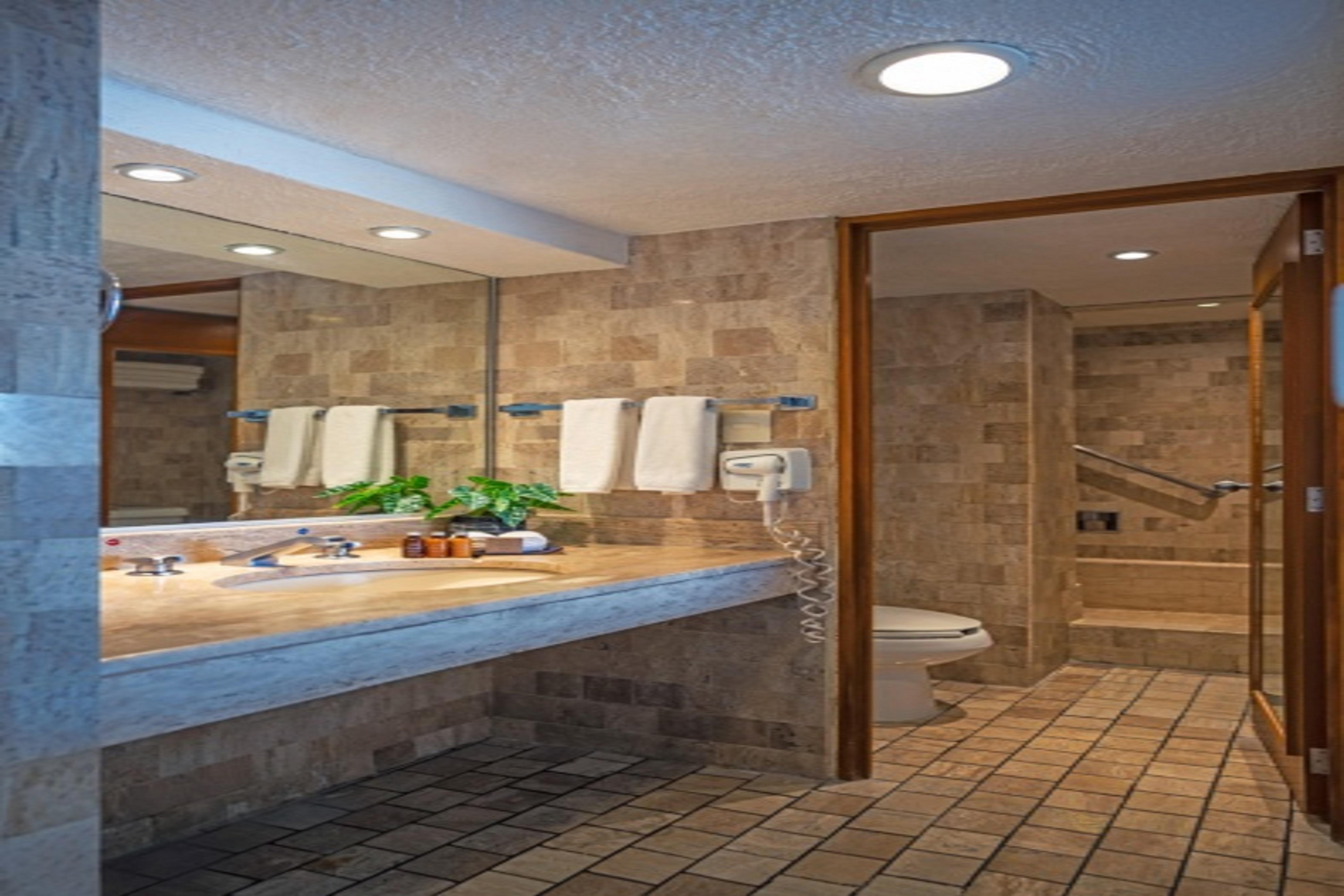 Park Royal Beach Acapulco Room photo